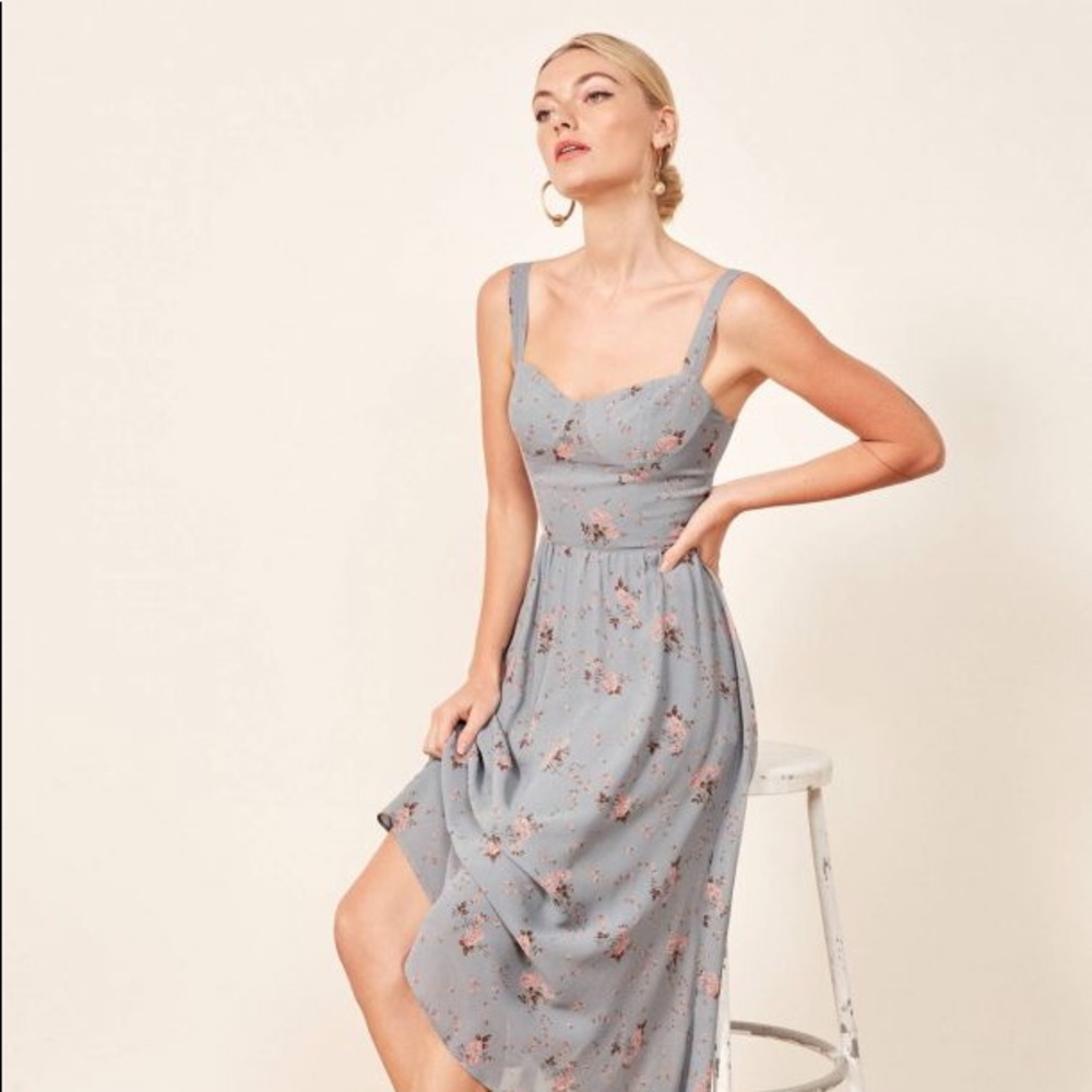 REFORMATION HERA DRESS SIZE 8 AVIGNON NWT, never worn.